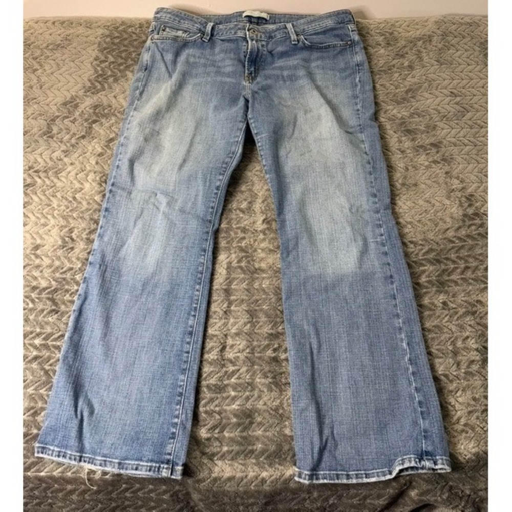 Levis 545 Low Boot Cut Jeans Womens 16 S/C Light Wash Blue Denim Stretch 0198